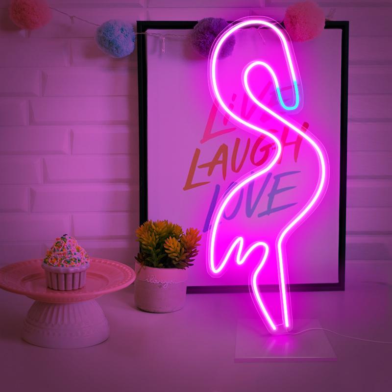 The Flamingo lamps - neonpartys.co.uk