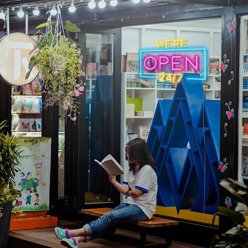 We're Open 24/7 Sign - neonpartys.co.uk